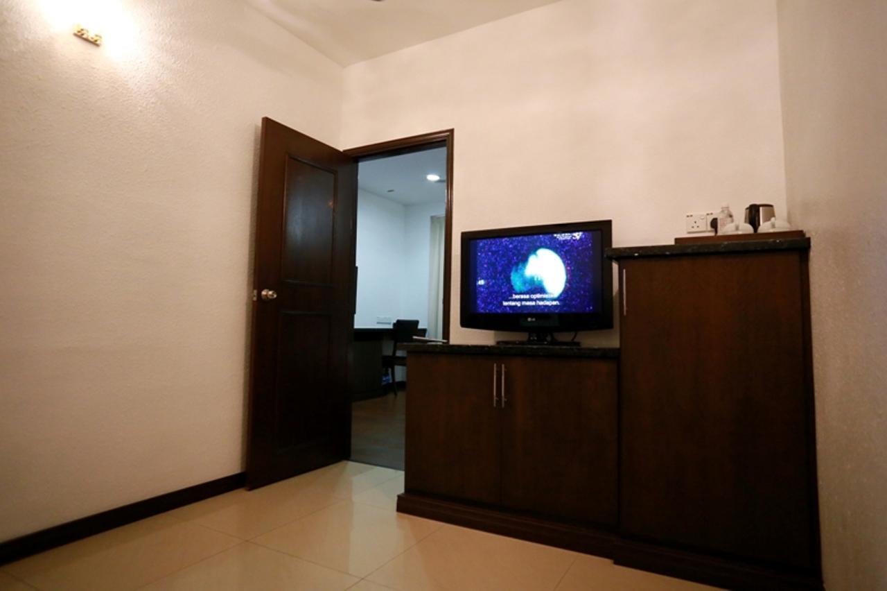 Crystal Lodge Kota Bharu Exterior photo